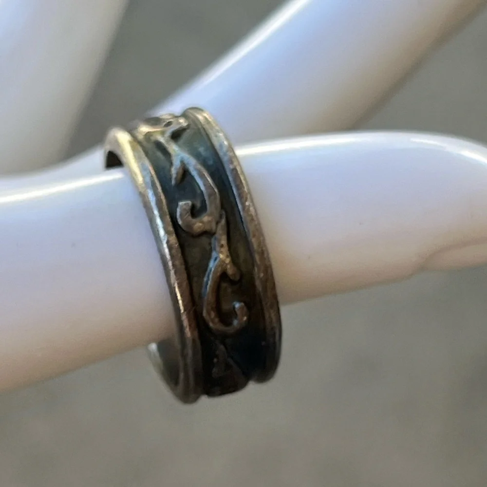 Wave swirl Design Ring Sterling Silver .925 Stamped signed Men’s Sz 9